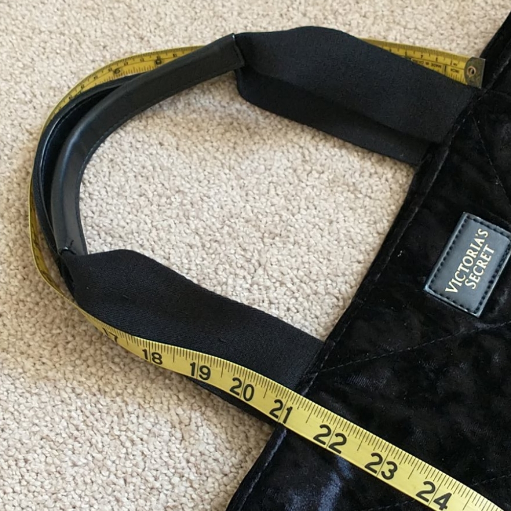 Victoria's Secret Bag - Picture 11 of 12